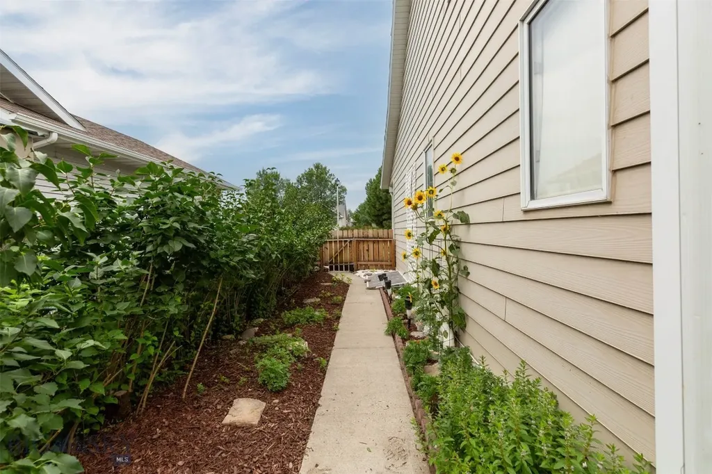 1003 Yellowstone Avenue Belgrade MT 59714
