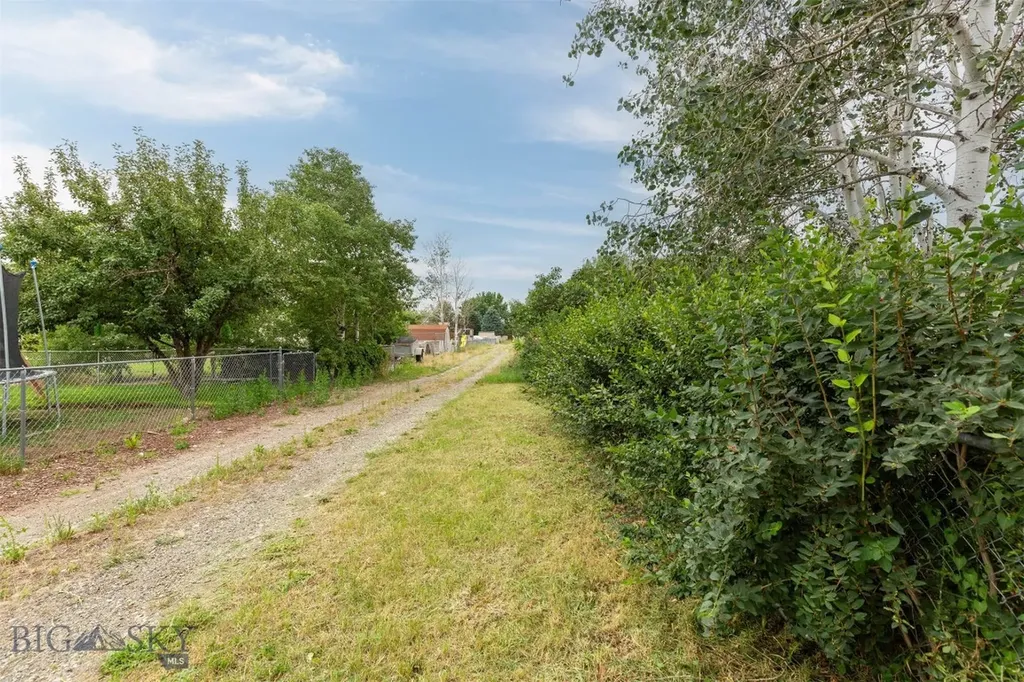 1003 Yellowstone Avenue Belgrade MT 59714