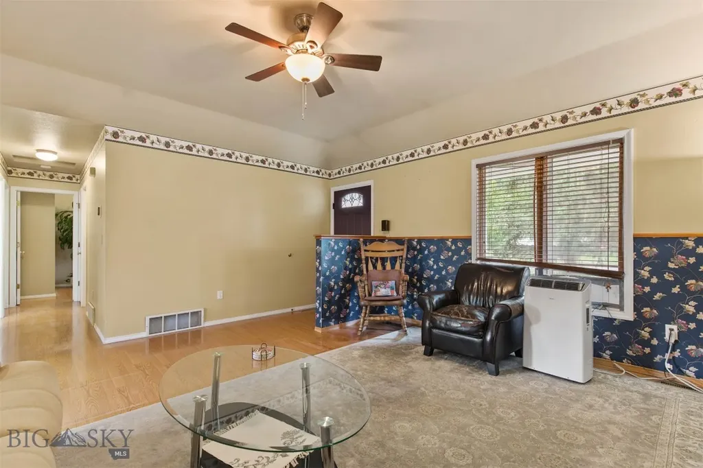 1003 Yellowstone Avenue Belgrade MT 59714