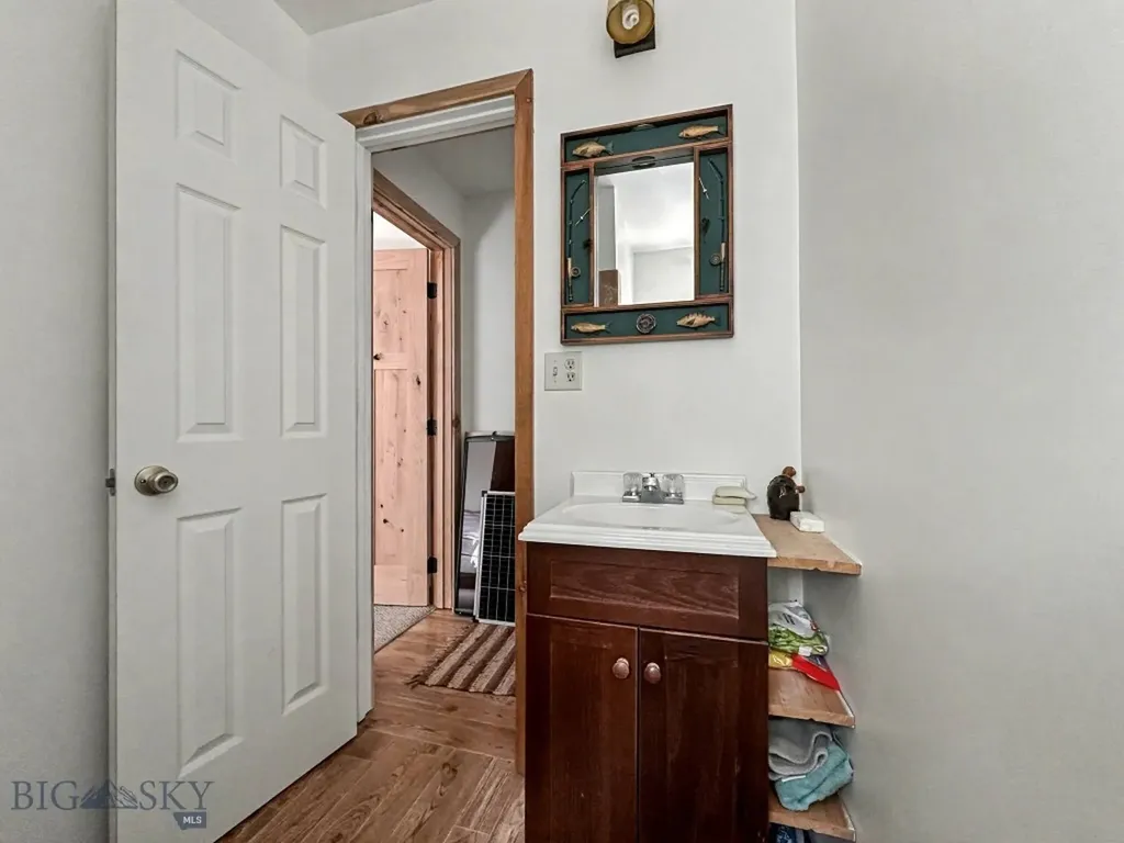 30 Bunks Trail Ennis MT 59729