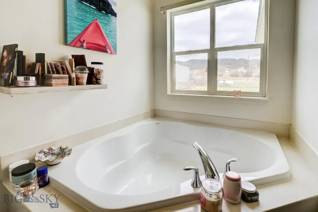 4 Elk Hills Road Sheridan MT 59749