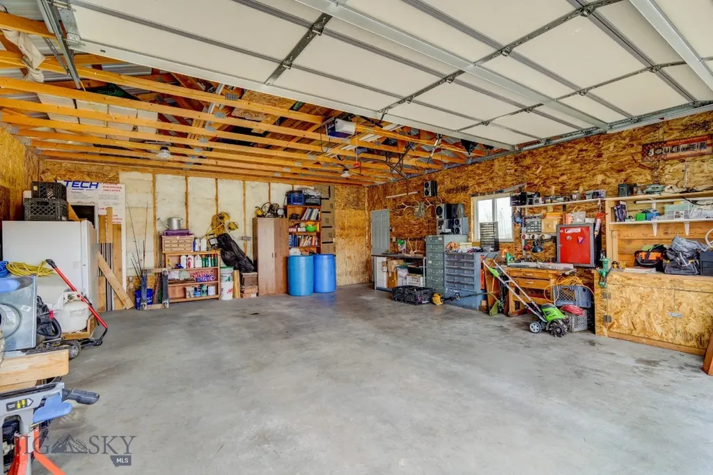 4 Elk Hills Road Sheridan MT 59749