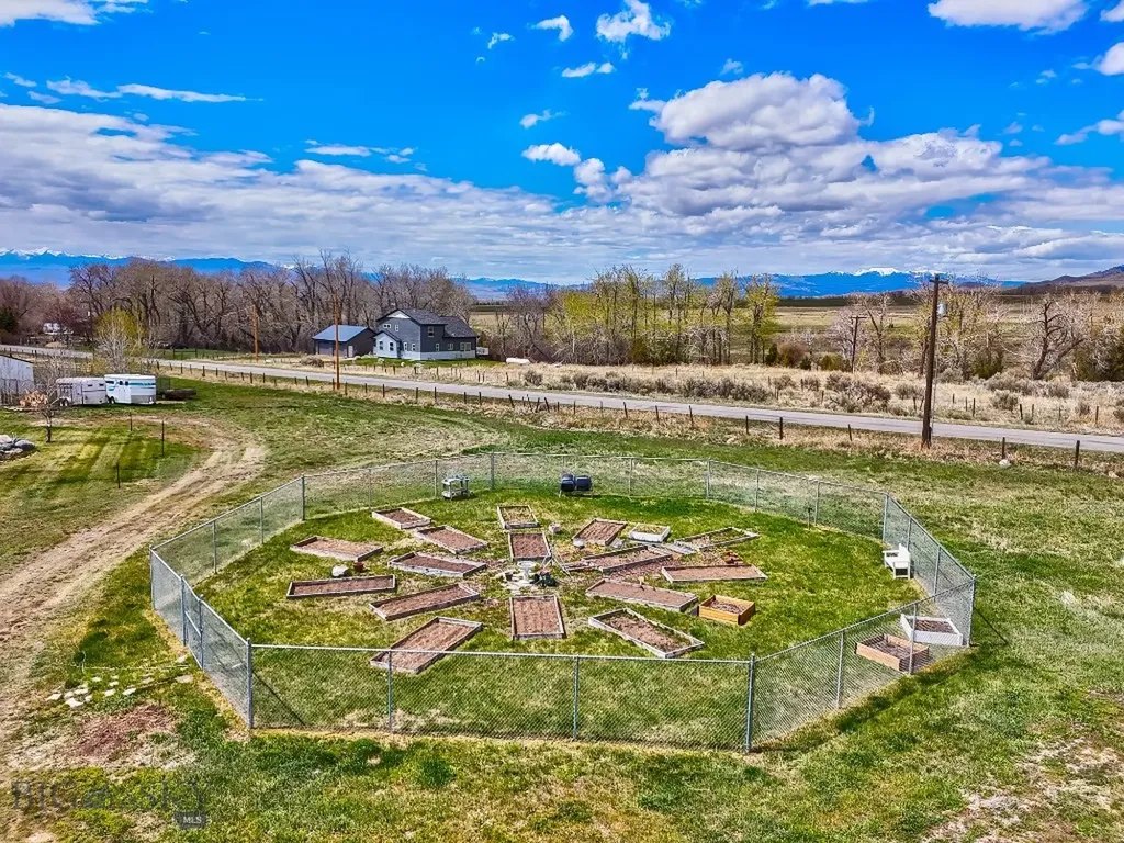 4 Elk Hills Road Sheridan MT 59749