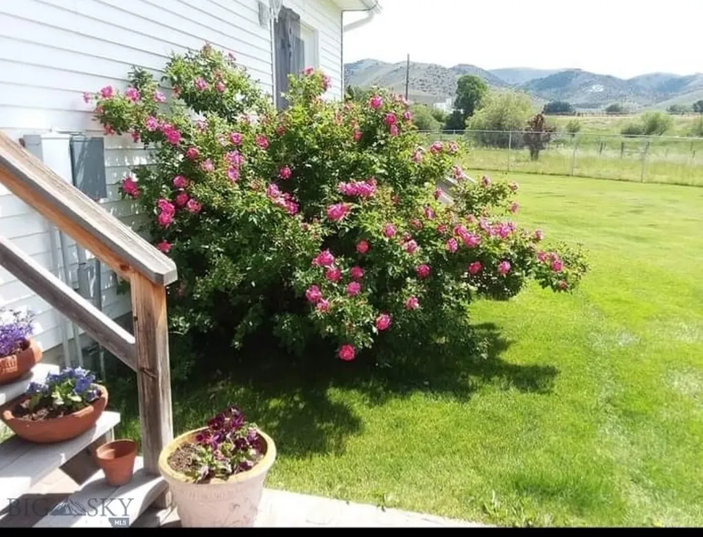 4 Elk Hills Road Sheridan MT 59749
