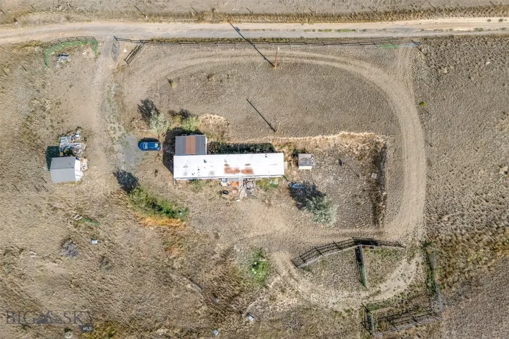 23 Holdsworth Road Whitehall MT 59759