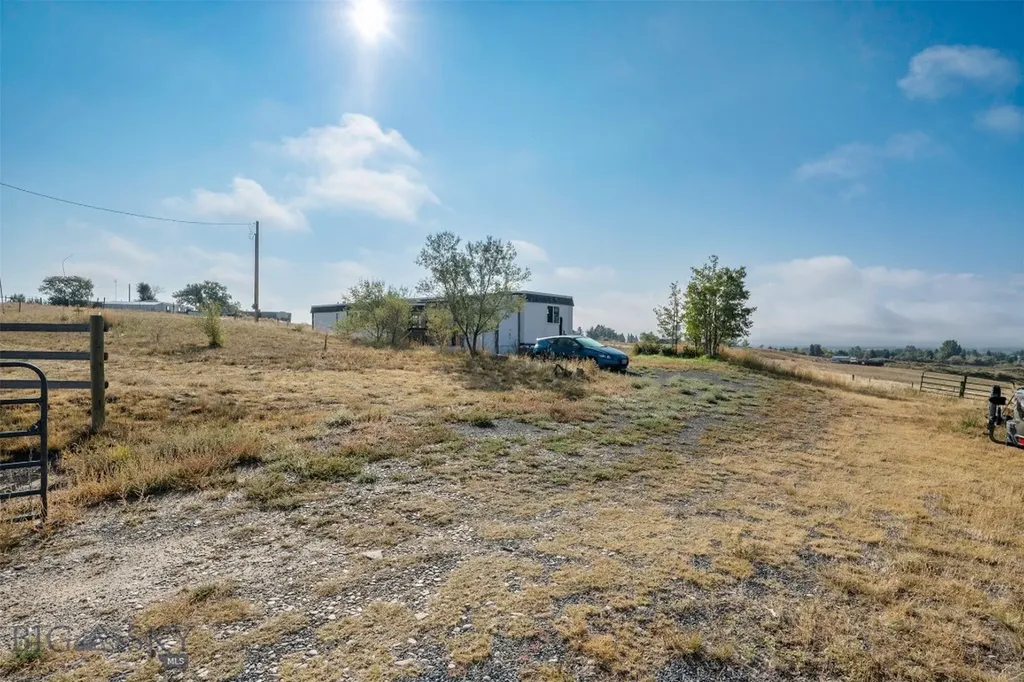 23 Holdsworth Road Whitehall MT 59759