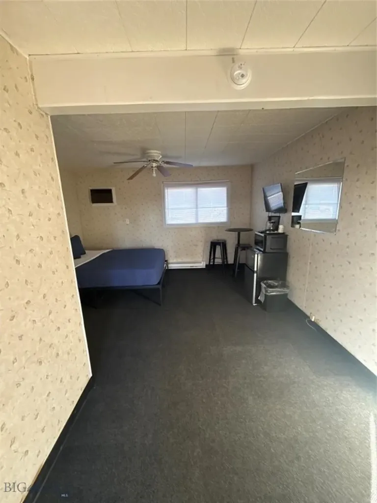 1521 NW 1st Avenue Great Falls MT 59404