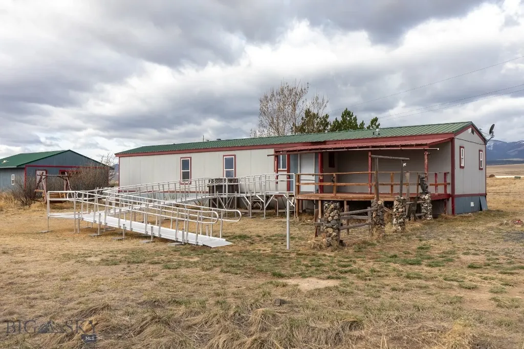 1406 Jack Rabbit Lane Whitehall MT 59759