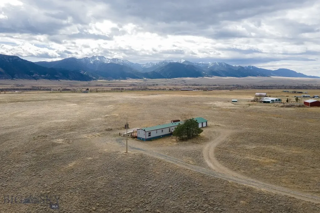 1406 Jack Rabbit Lane Whitehall MT 59759