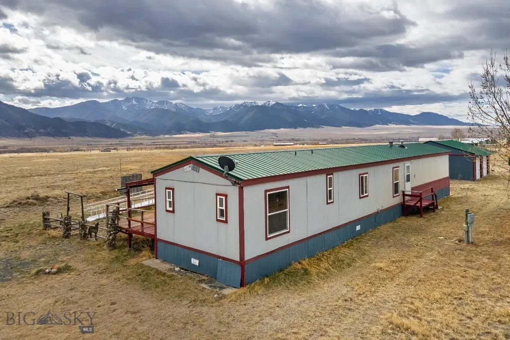1406 Jack Rabbit Lane Whitehall MT 59759