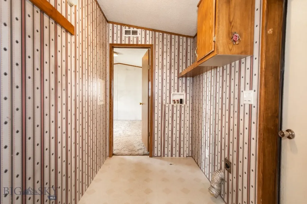 1406 Jack Rabbit Lane Whitehall MT 59759