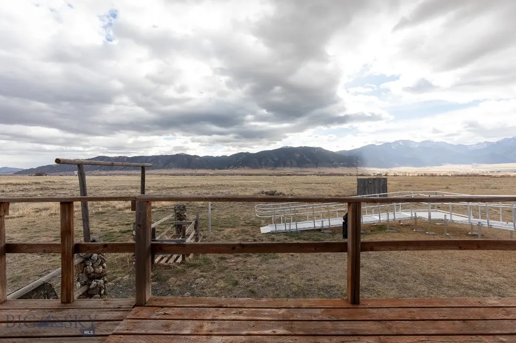 1406 Jack Rabbit Lane Whitehall MT 59759