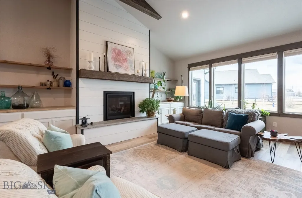100 Colony Manhattan MT 59741