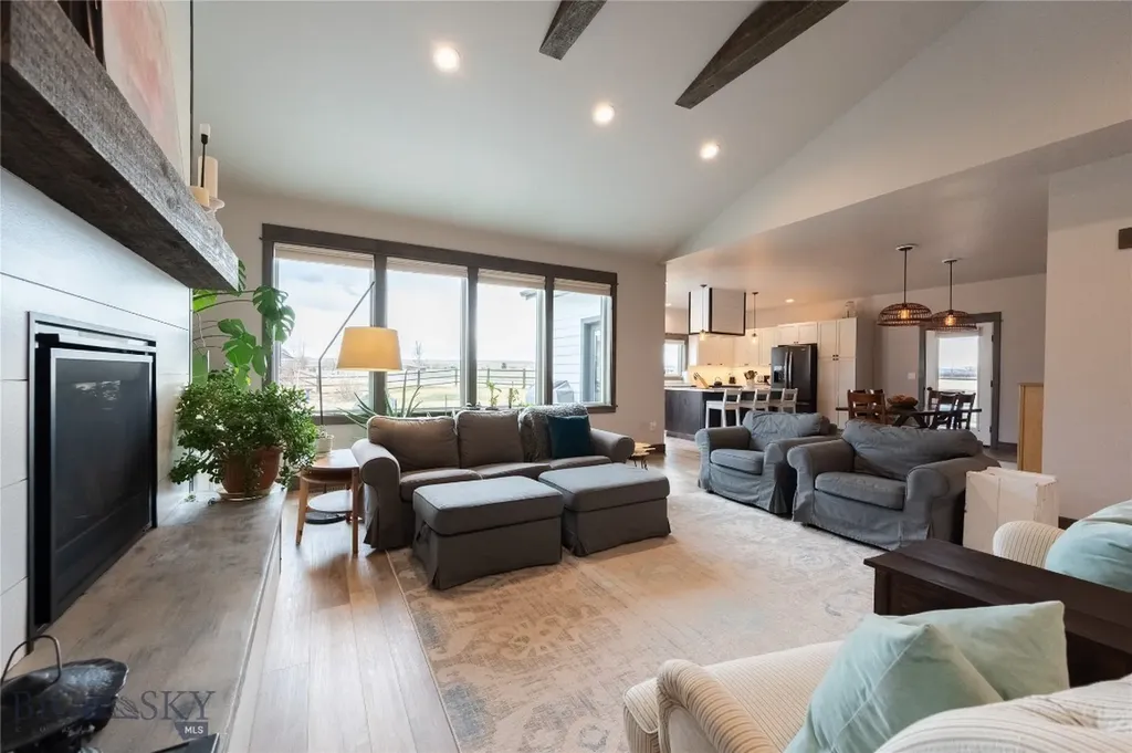 100 Colony Manhattan MT 59741