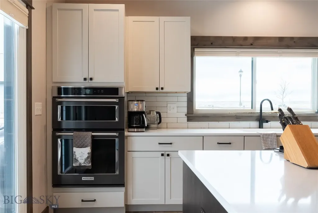 100 Colony Manhattan MT 59741
