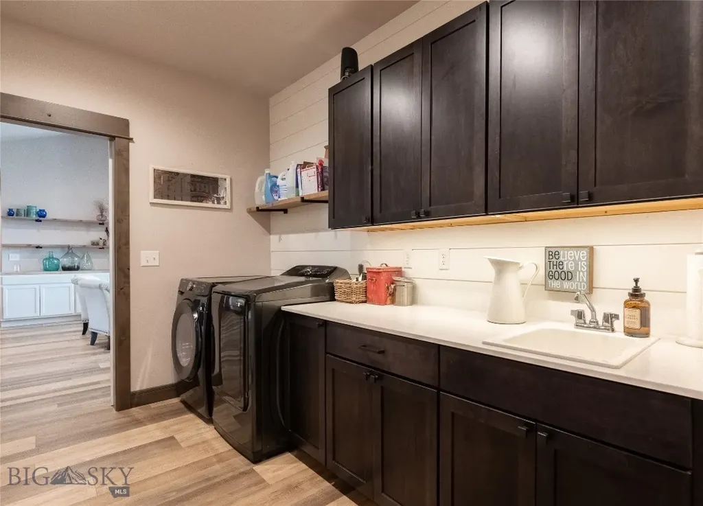 100 Colony Manhattan MT 59741