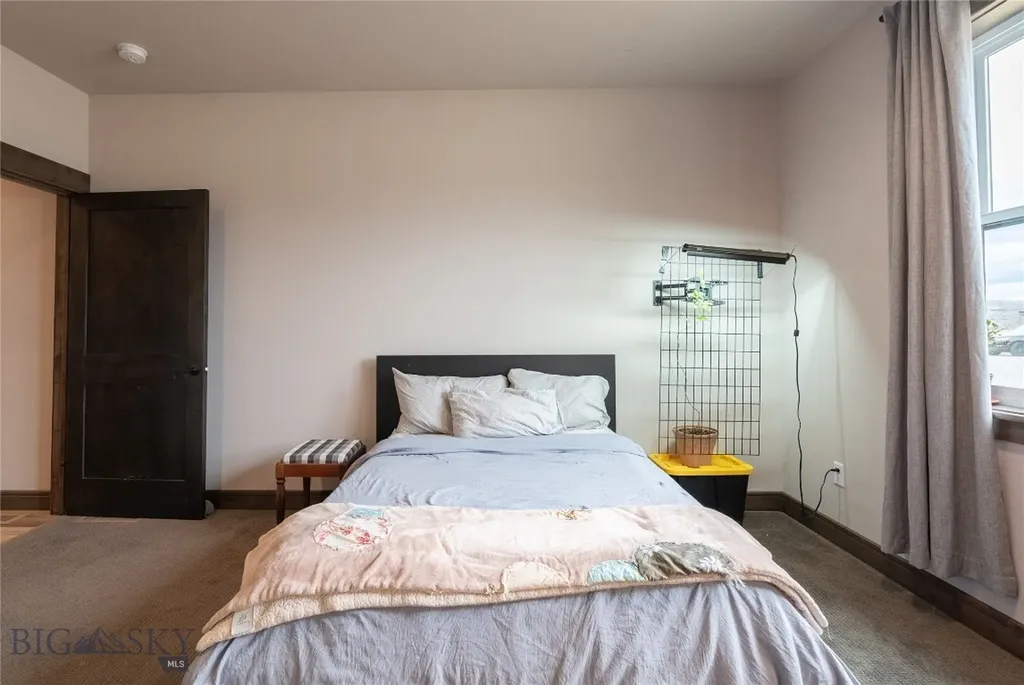 100 Colony Manhattan MT 59741
