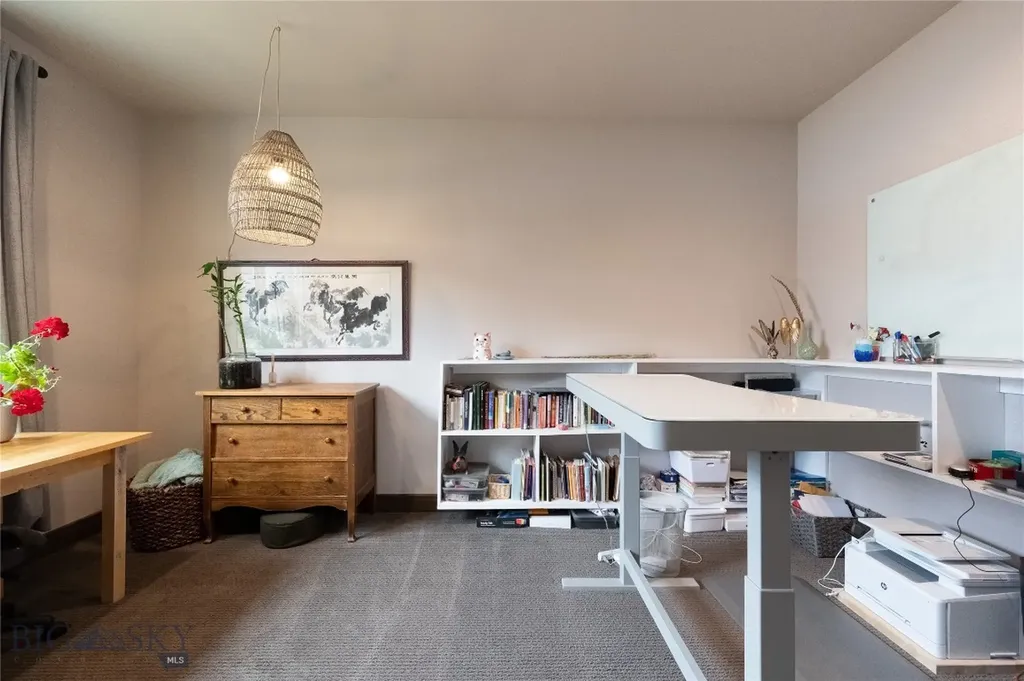 100 Colony Manhattan MT 59741