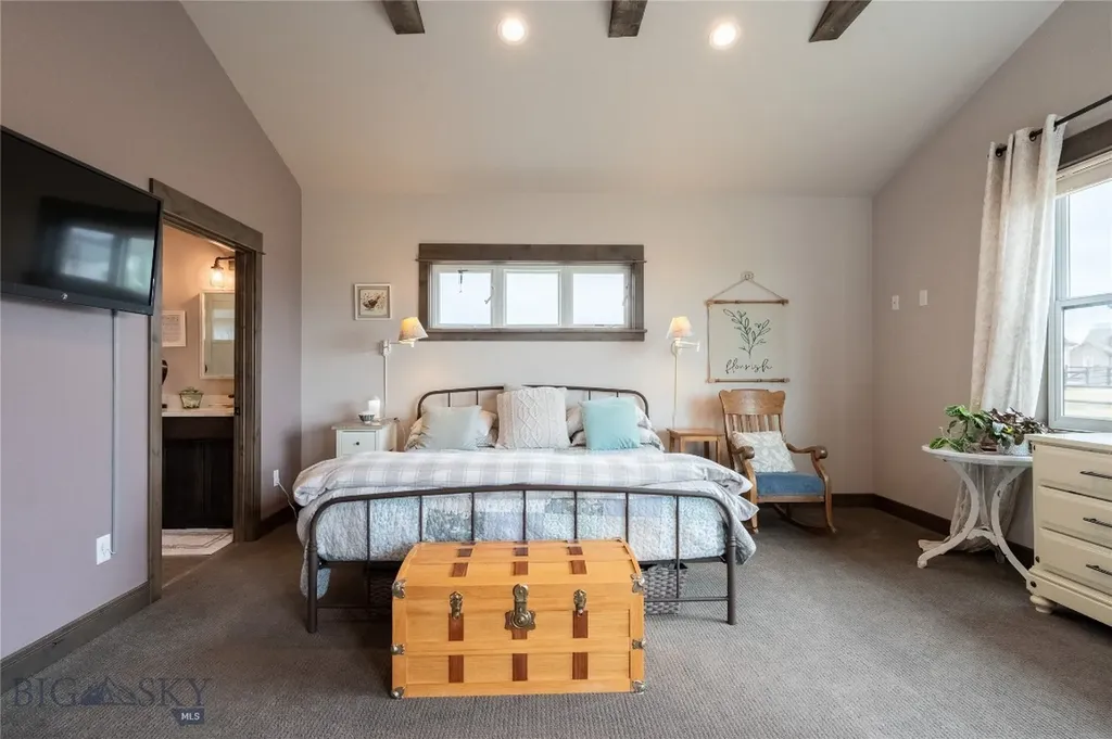100 Colony Manhattan MT 59741