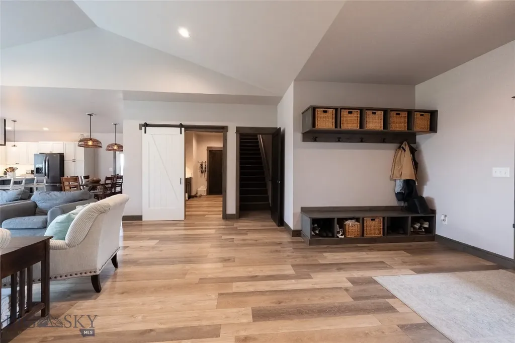 100 Colony Manhattan MT 59741
