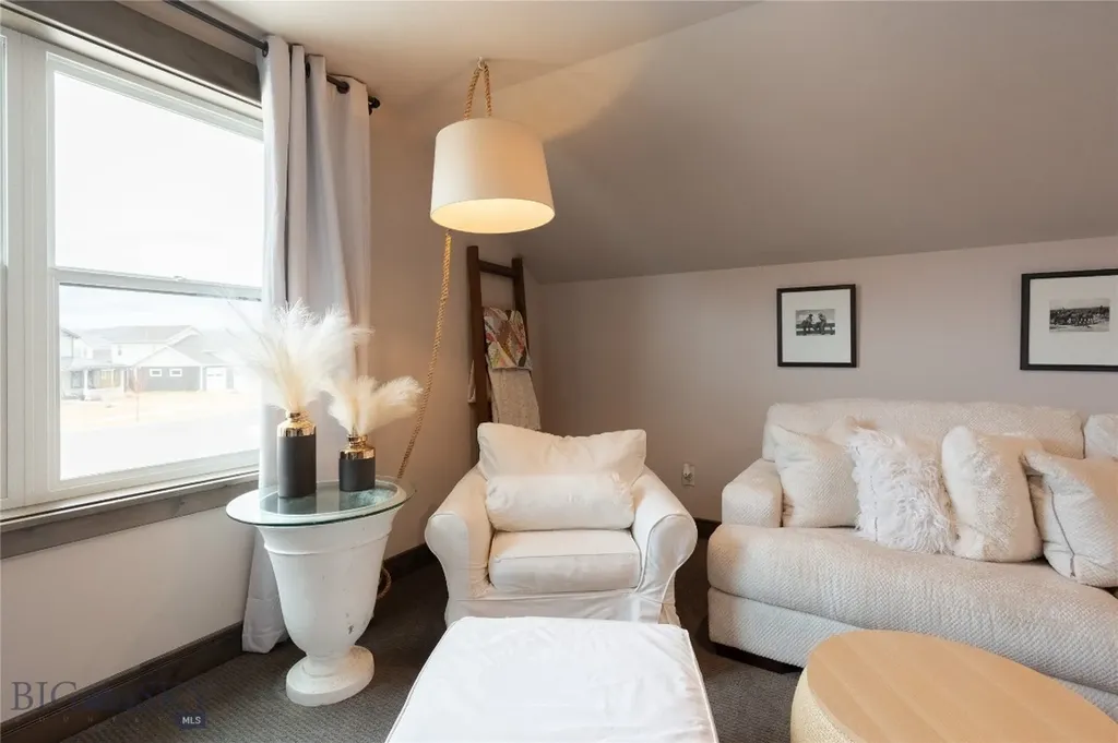 100 Colony Manhattan MT 59741