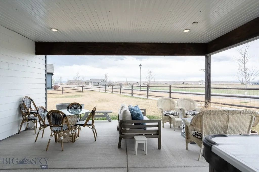 100 Colony Manhattan MT 59741