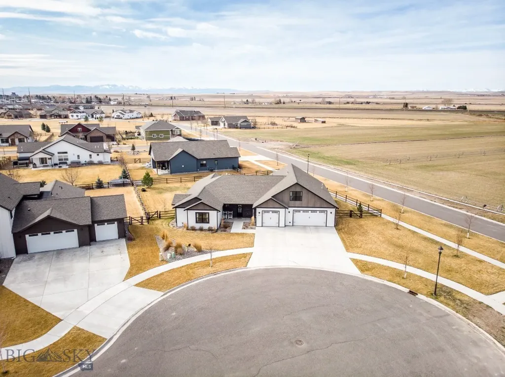 100 Colony Manhattan MT 59741
