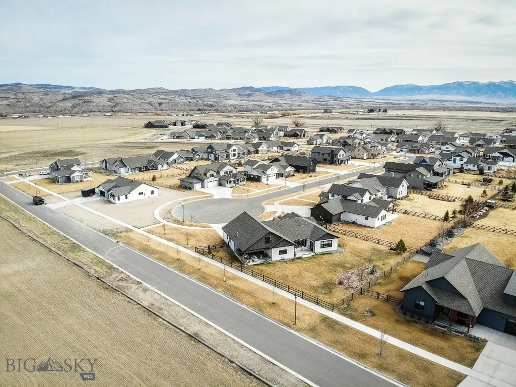 100 Colony Manhattan MT 59741