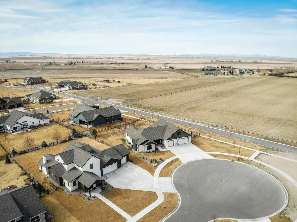 100 Colony Manhattan MT 59741