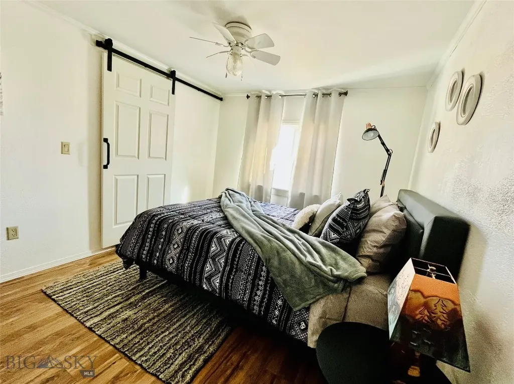 5 Aquila Lane Emigrant MT 59027
