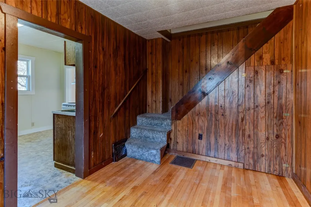 327 & 329 N 2nd Street Livingston MT 59047