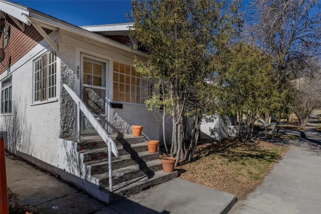 327 & 329 N 2nd Street Livingston MT 59047