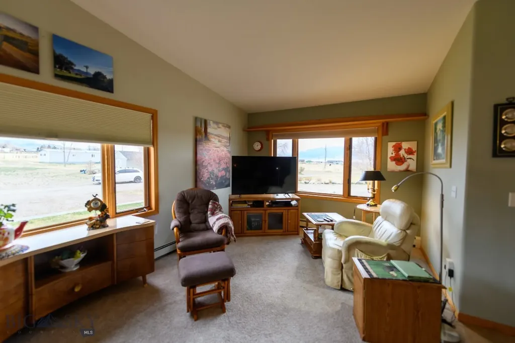 46 Tuke Lane Sheridan MT 59749