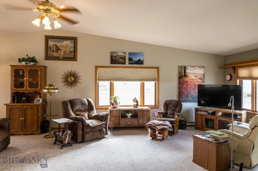 46 Tuke Lane Sheridan MT 59749