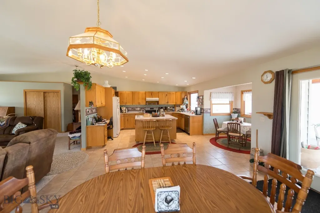 46 Tuke Lane Sheridan MT 59749