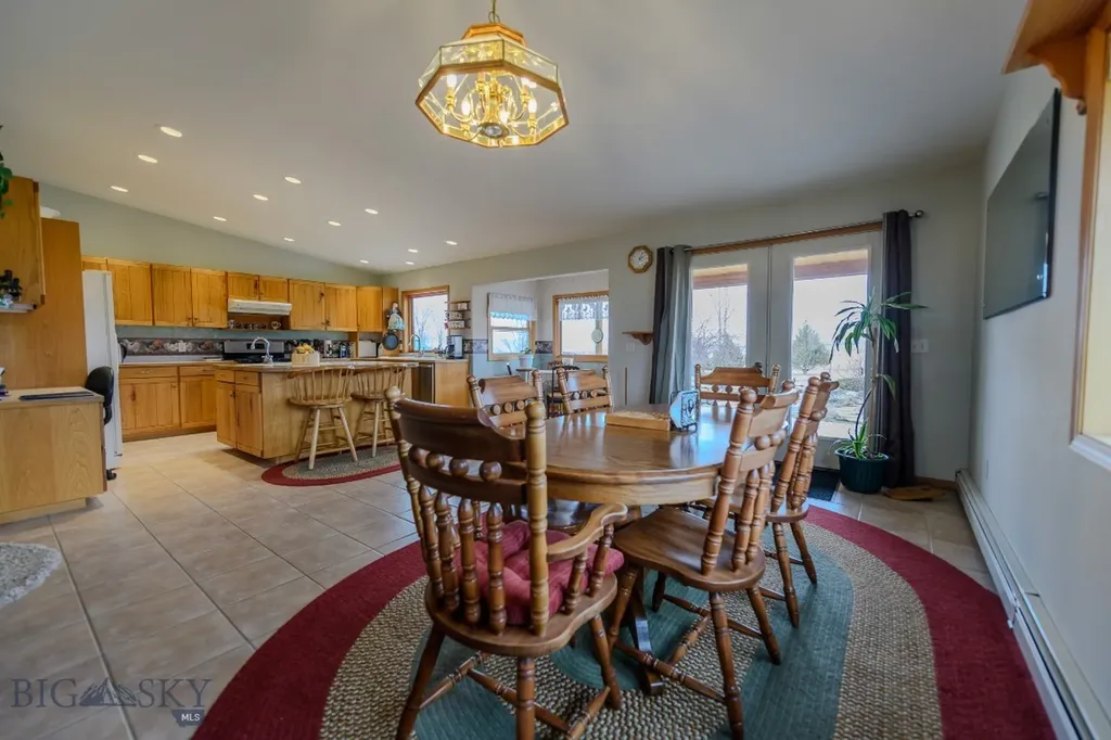 46 Tuke Lane Sheridan MT 59749