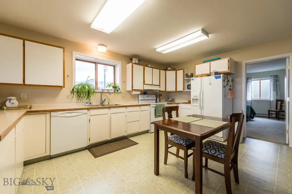 46 Tuke Lane Sheridan MT 59749