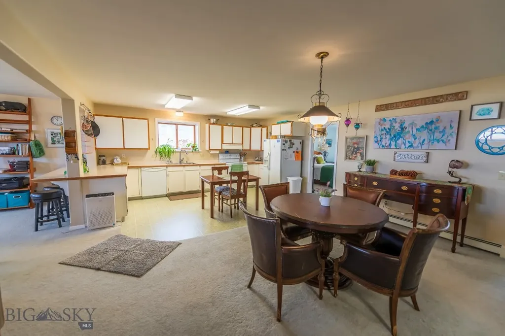 46 Tuke Lane Sheridan MT 59749