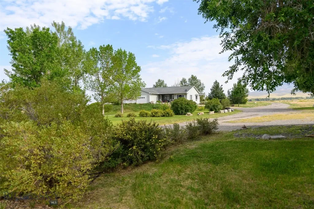 46 Tuke Lane Sheridan MT 59749
