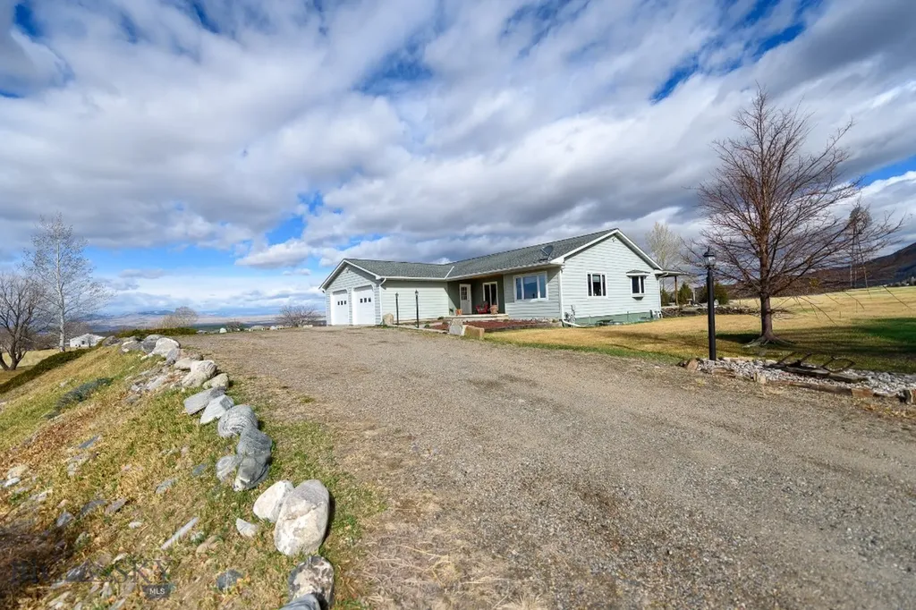 46 Tuke Lane Sheridan MT 59749