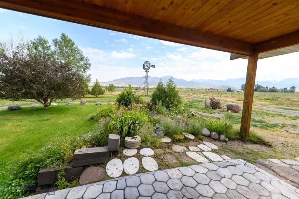 46 Tuke Lane Sheridan MT 59749