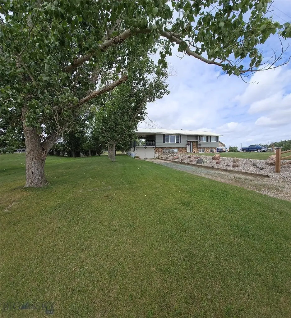 112 6th Avenue N Winifred MT 59489