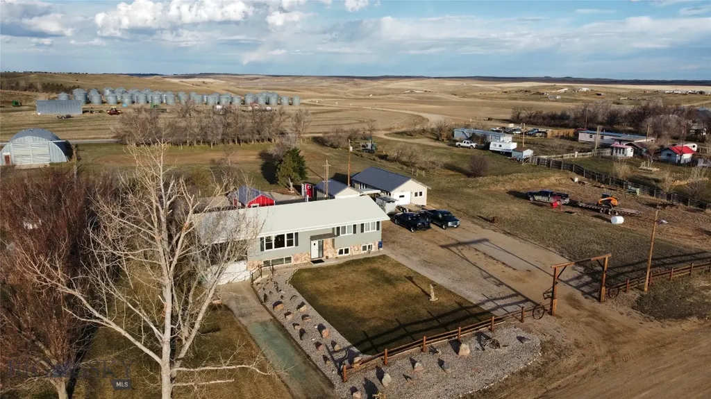 112 6th Avenue N Winifred MT 59489