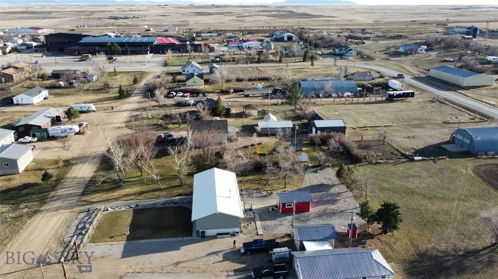 112 6th Avenue N Winifred MT 59489