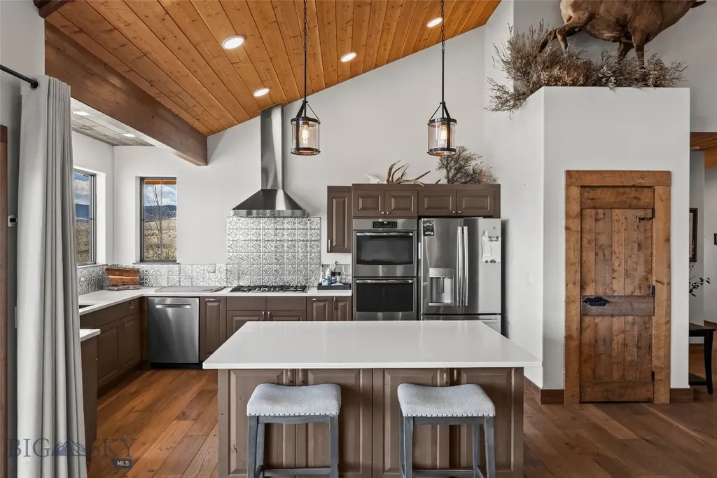 108 Deerfoot Trail Ennis MT 59729