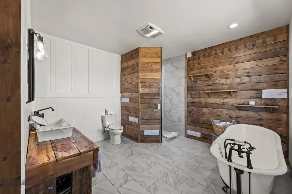 108 Deerfoot Trail Ennis MT 59729