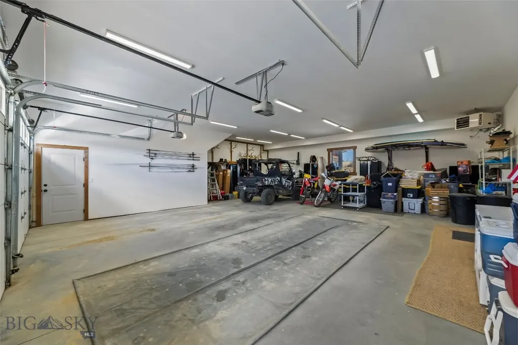 108 Deerfoot Trail Ennis MT 59729