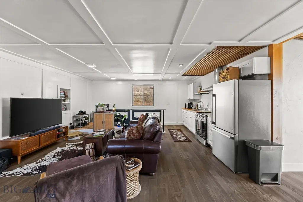 108 Deerfoot Trail Ennis MT 59729