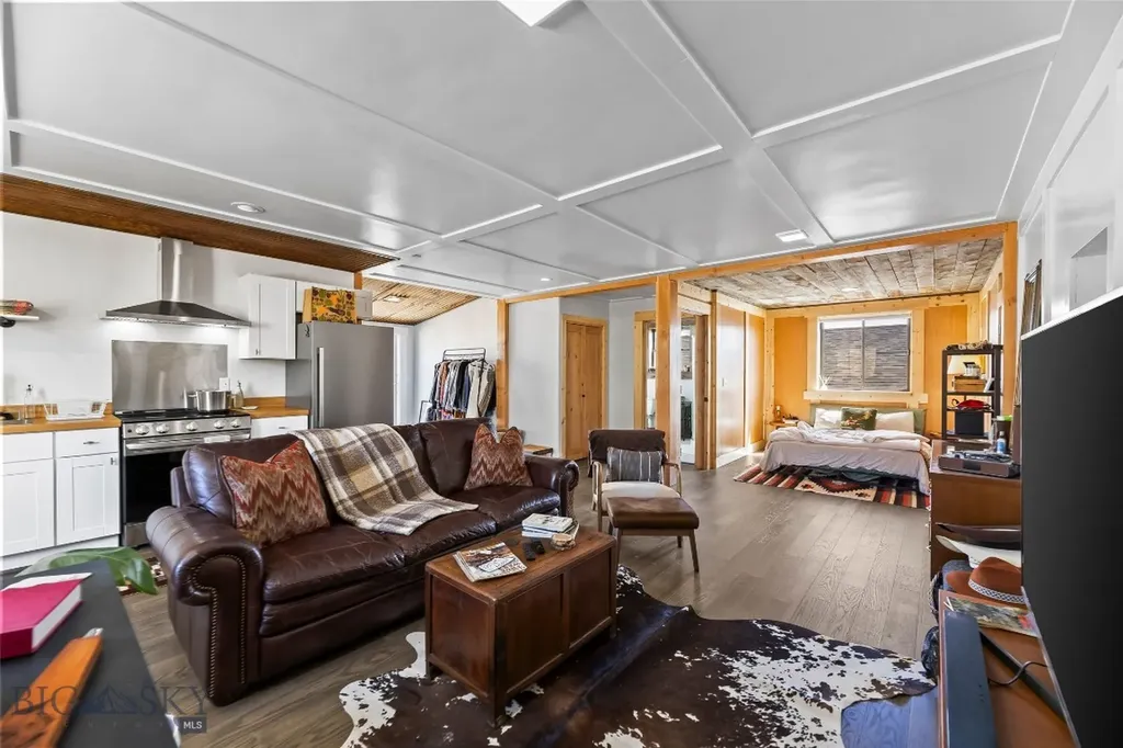 108 Deerfoot Trail Ennis MT 59729