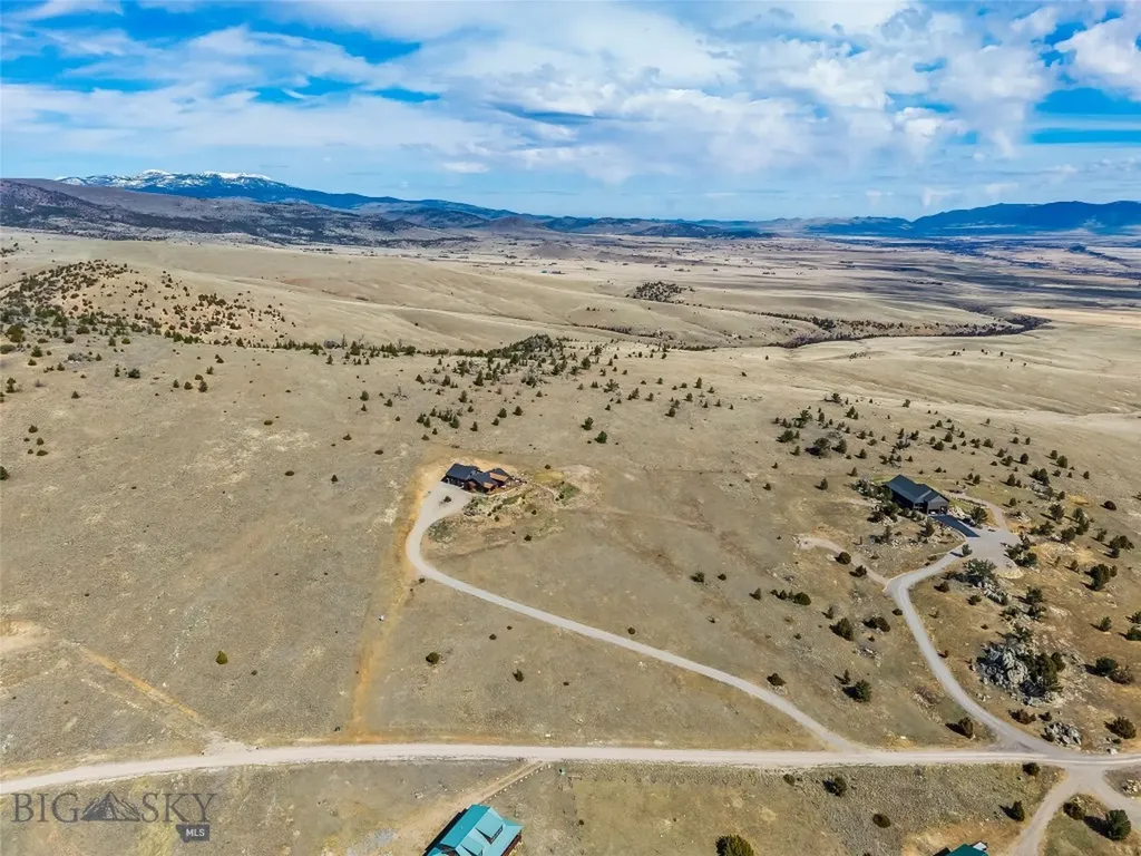 108 Deerfoot Trail Ennis MT 59729